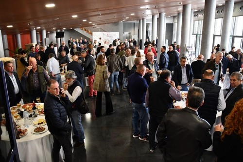 Al finalizar el evento los asistentes pudieron disfrutar de un aperitivo