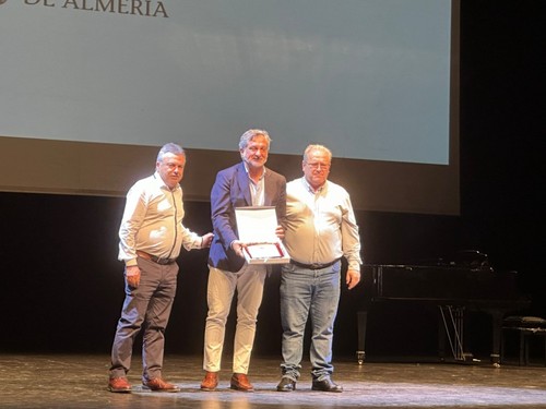 Reconocimiento ala Diputación de Almería por su apoyo.