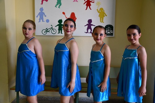 Bailarinas, alumnas del CEIP Diego Velázquez.
