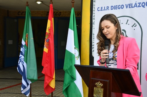 María Herminia Padial intervino como antigua alumna.