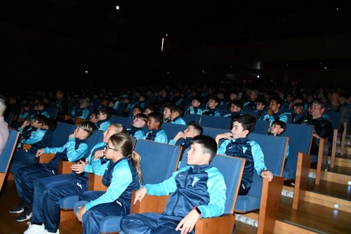 Los niños disfrutaron de la presentación.