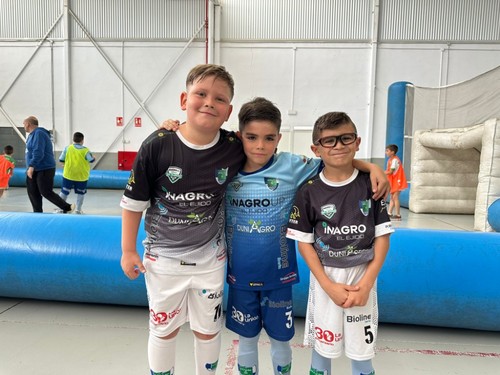 Lucas, Serafín y Jose participaron en el torneo de fútbol.