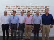 El presidente de Ejidomar, José Antonio Baños, junto a representantes del Ayuntamiento de El Ejido y de la Delegación de Agricultura
