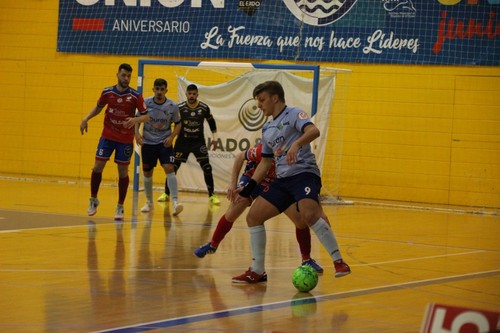 Con el dorsal 9 Rubio, ala/pívot. Es su primera temporada en Durán Ejido FS. Procede del Futsal Cobà.
