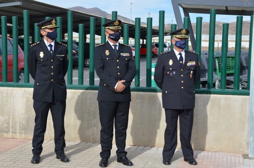 El jefe de la Jefatura Superior de Andalucía Oriental, José Miguel Amaya; el comisario provincial, Rafael Madrona; y el nuevo comisario de la Policía Nacional de El Ejido, Rafael Rodríguez.