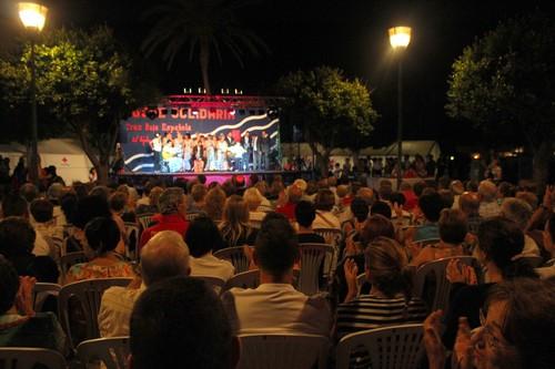 Cruz Roja celebra la 'Noche Solidaria' en Almerimar