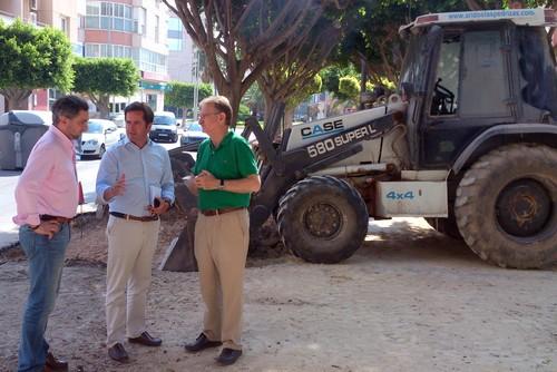 Francisco Góngora visita las obras de remodelación del paseo Juan Carlos I