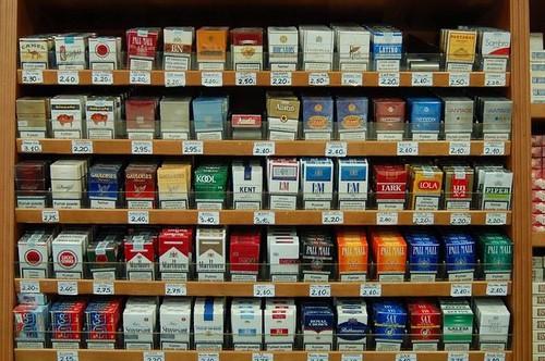 El contrabando de tabaco en Almería reduce las ventas legales en casi un 50% hasta junio