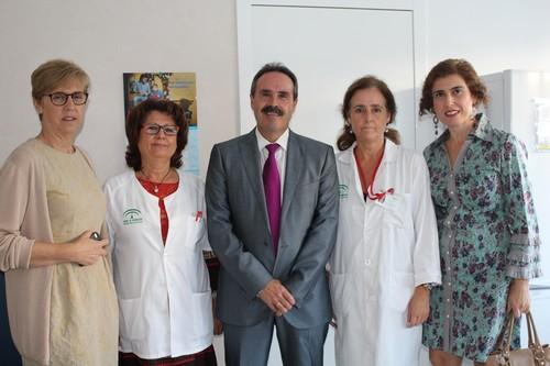 La Junta de Andalucía inicia en Almería la campaña de vacunación de la gripe en 232 puntos asistenciales con más de 90.000 dosis