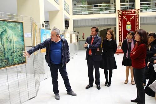 El Ayuntamiento de El Ejido acoge la exposición ‘Coeducando a través del arte’ dentro de la campaña contra la violencia de género