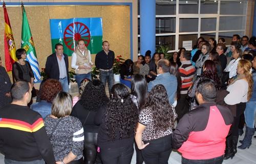 Servicios Sociales celebra el Día Internacional del Pueblo Gitano con actividades culturales en el Teatro Municipal