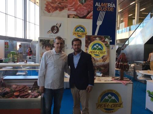 El alcalde de El Ejido respalda al cocinero José Álvarez en Andalucía Sabor