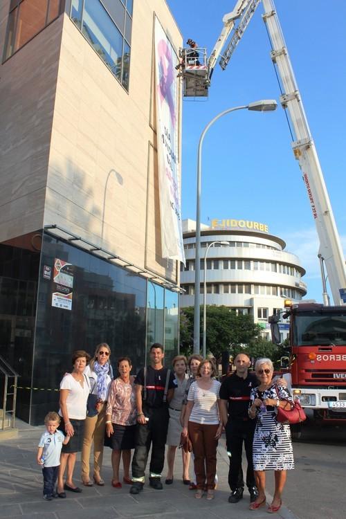El Teatro Auditorio luce desde el viernes iluminación rosa y un gran lazo para conmemorar el ‘Día Mundial del Cáncer de Mama’