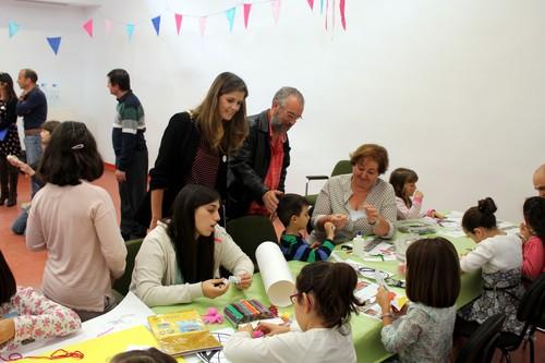 La importancia de estrechar lazos entre familias y profesionales de la atención temprana centra el debate del VI encuentro provincial de ASPRODESA