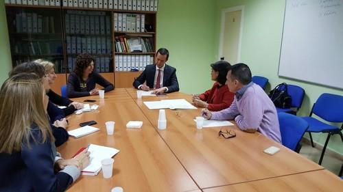 La Junta incorporó en 2015 a más de 1.000 almerienses al Servicio de Ayuda a Domicilio
