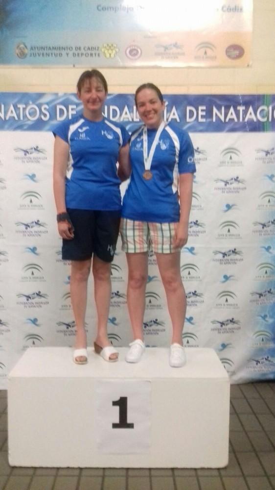  Maura García, master del H2O, bronce en el Campeonato andaluz Open Master de natación