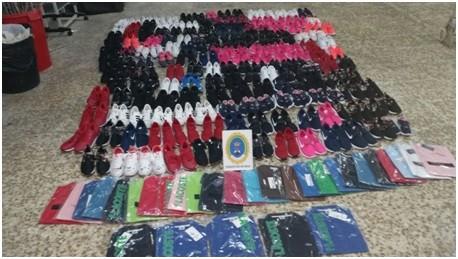 La Policía Local de Roquetas de Mar se incauta de productos falsificados por valor de entre 6.000 y 7.000 euros