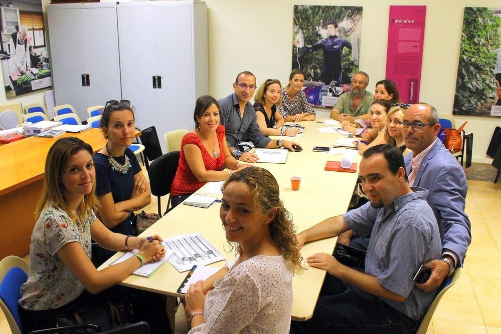 La Mesa de la Discapacidad se reúne para concretar las acciones de sensibilización que se realizarán en el último trimestre del año