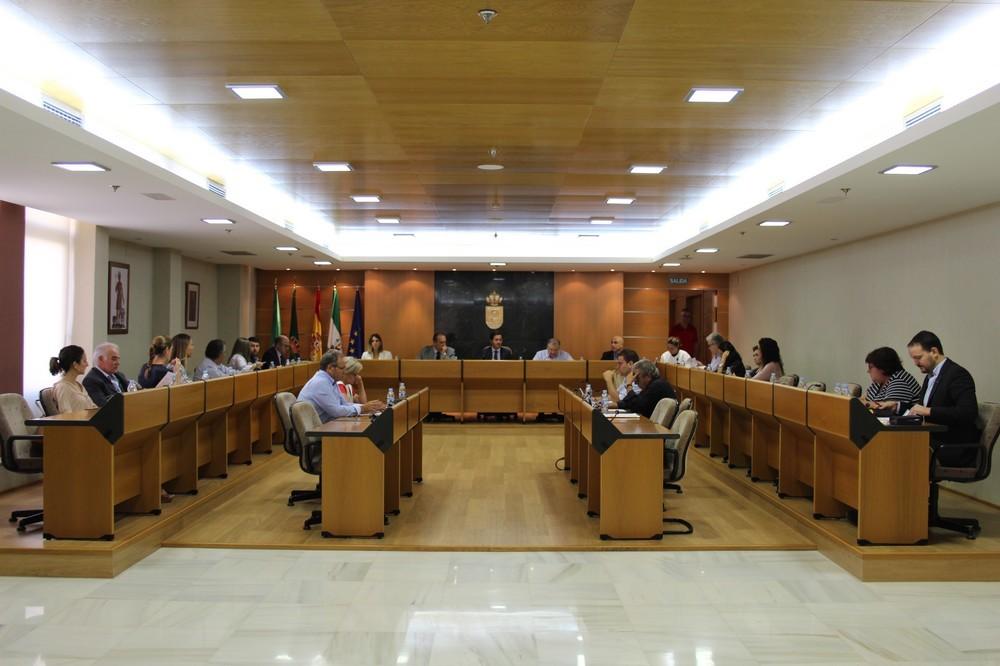 La cuenta general de 2015 sale adelante en el Pleno de El Ejido