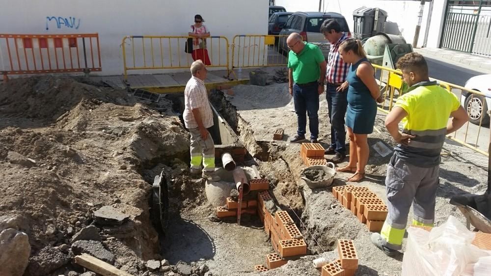 Ayuntamiento De Adra Acomete Obras Para Mejorar La Recogida De Pluviales En Mare Nostrum Y Bulevar De Poniente Noticias D Cerca