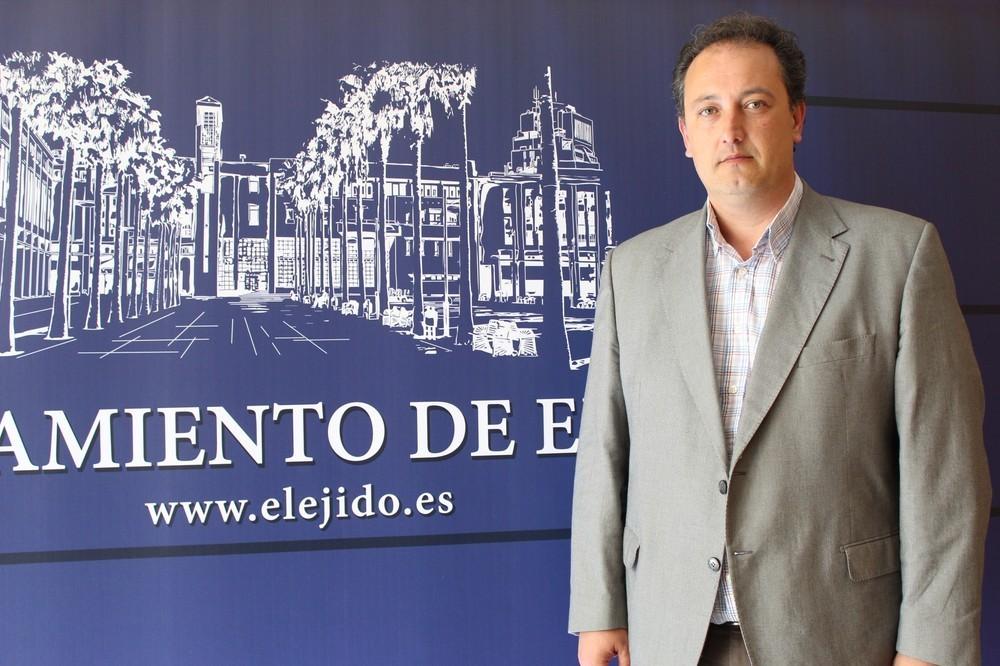 Los pensionistas ya pueden solicitar la bonificación del 60% en los recibos de agua, basura y alcantarillado para 2017