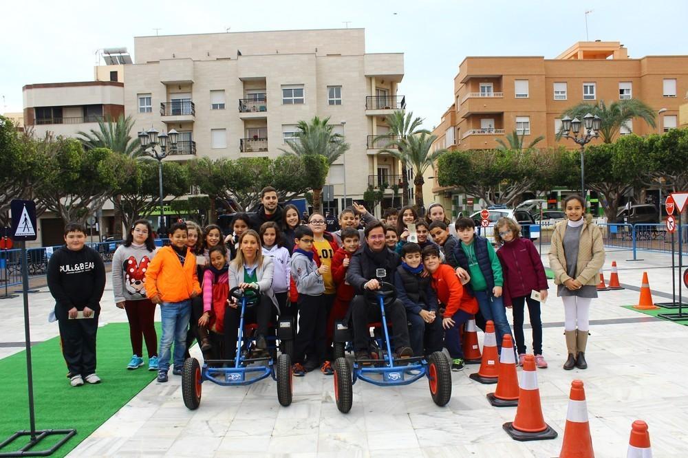 El Ayuntamiento de El Ejido promueve actitudes responsables en las vías públicas a través de la 'II Semana Infantil de la Seguridad Vial'