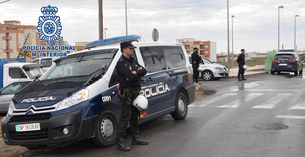 Roba cuatro coches de alta gama en El Ejido aprovechando el descuido de sus propietarios