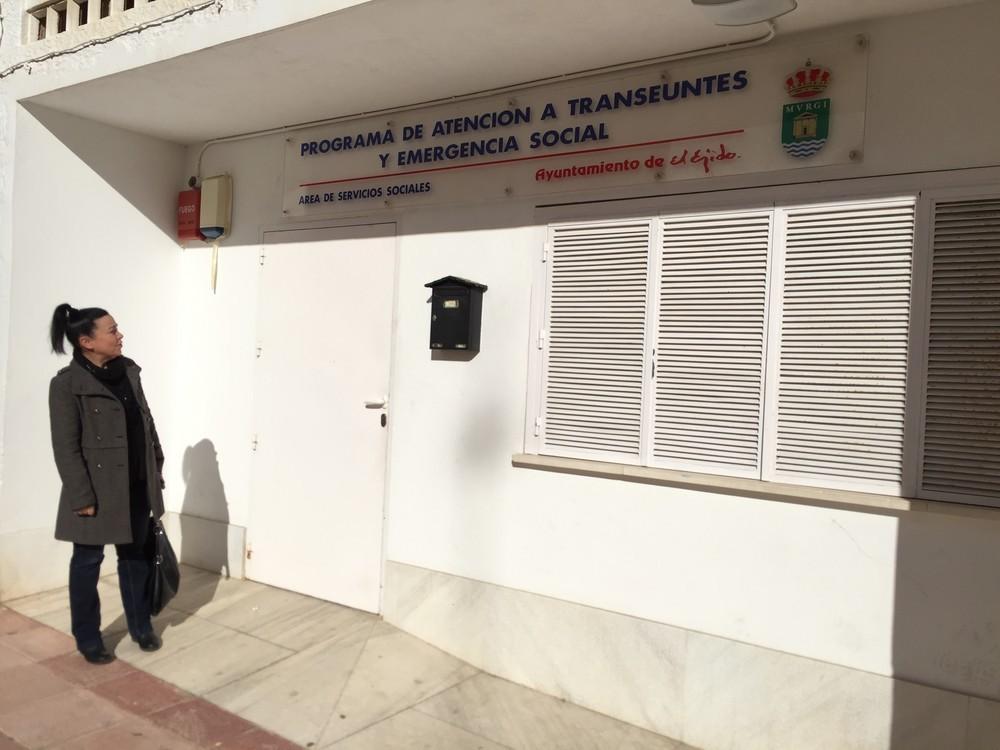 IU El Ejido solicita que dé servicio la casa para transeúntes que paga anualmente el ayuntamiento pero está cerrada