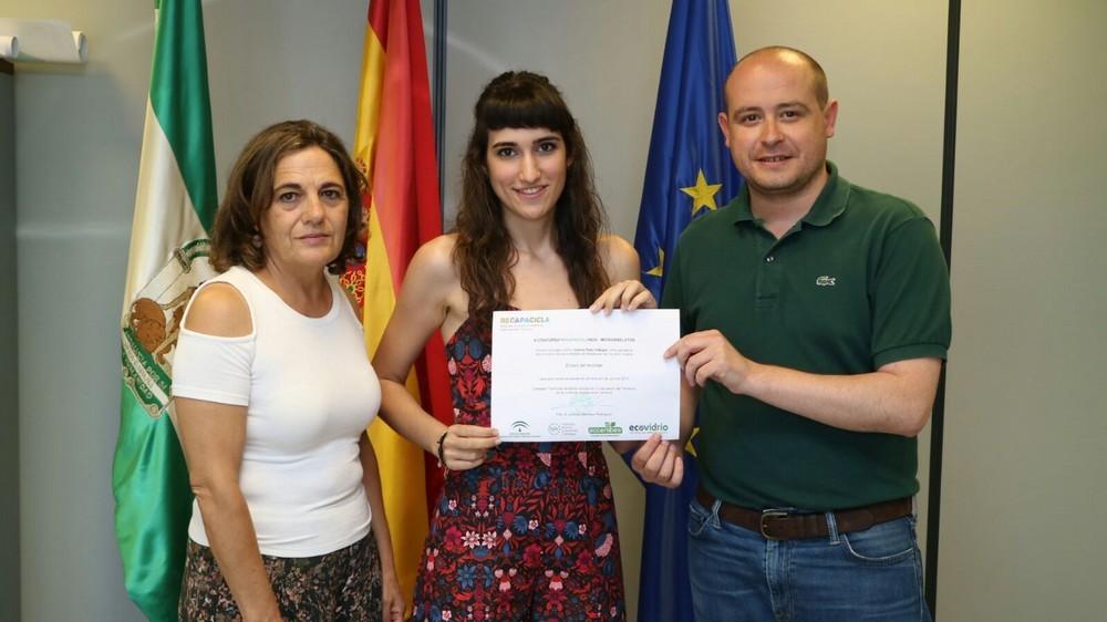 La ejidense Valeria Rubí, ganadora del certamen 'Recapaciclando' de microrrelatos