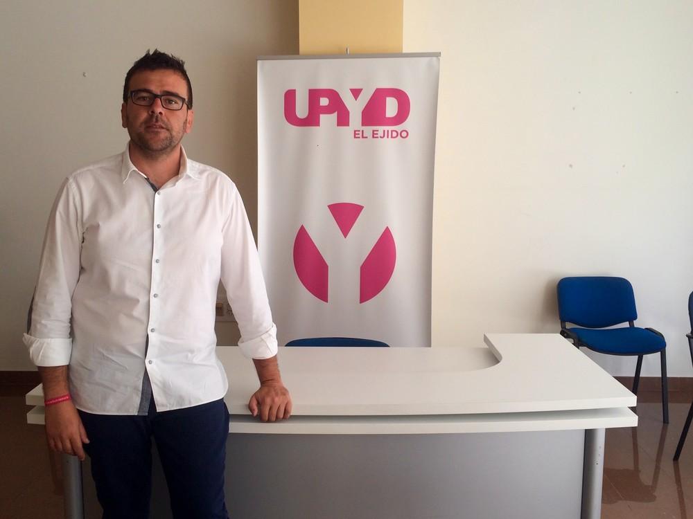 UPyD El Ejido solicita al gobierno del PP que reúna a la Junta de Portavoces para aclarar el tema de los monitores del IMD y piscina