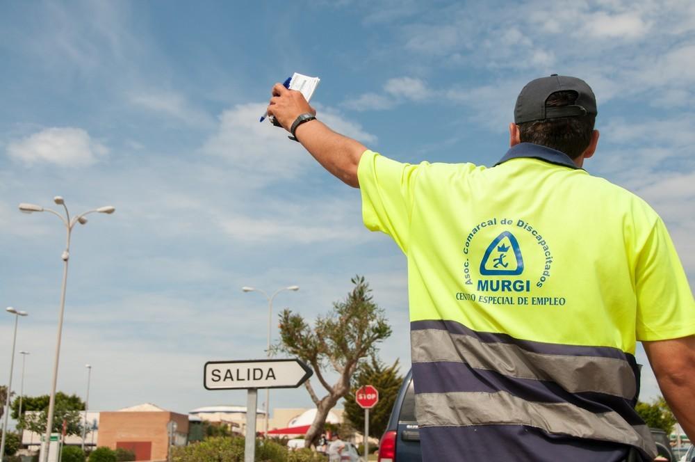 MURGI y el Ayuntamiento de Dalías convenian la gestión de los aparcamientos durante las fiestas del Cristo
