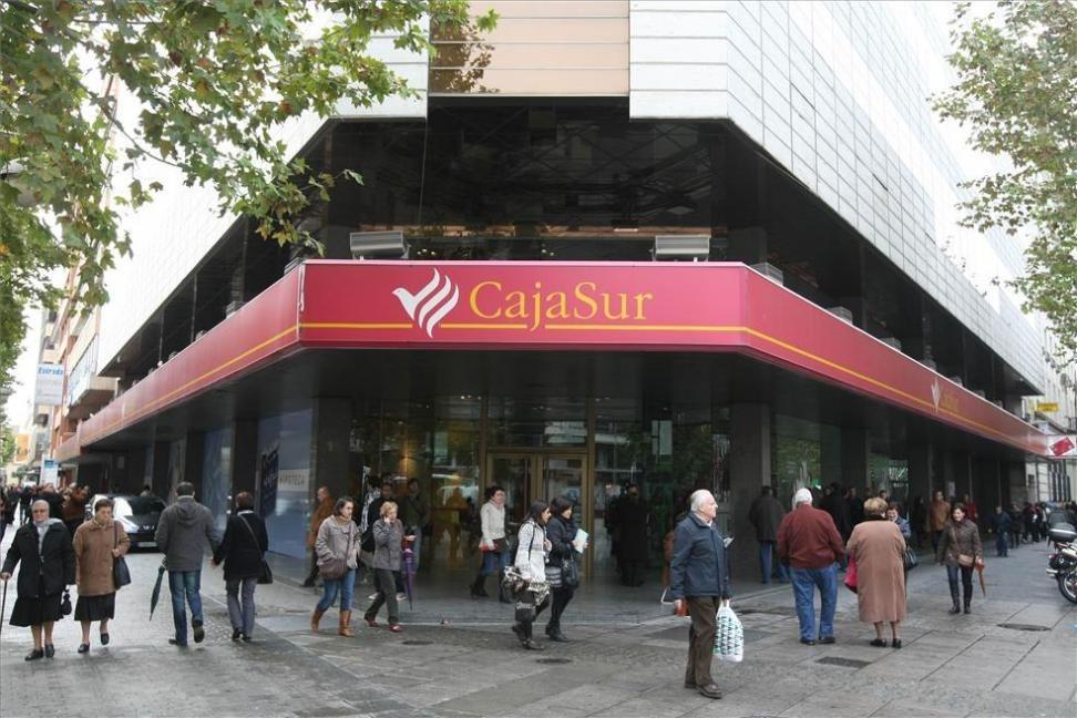 La Junta sanciona a un nuevo banco por la inclusión de cláusulas abusivas en hipotecas