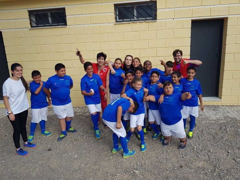Cruz Roja desarrolla un proyecto de integral de inclusión social y activación laboral en el barrio de Las 100 Viviendas