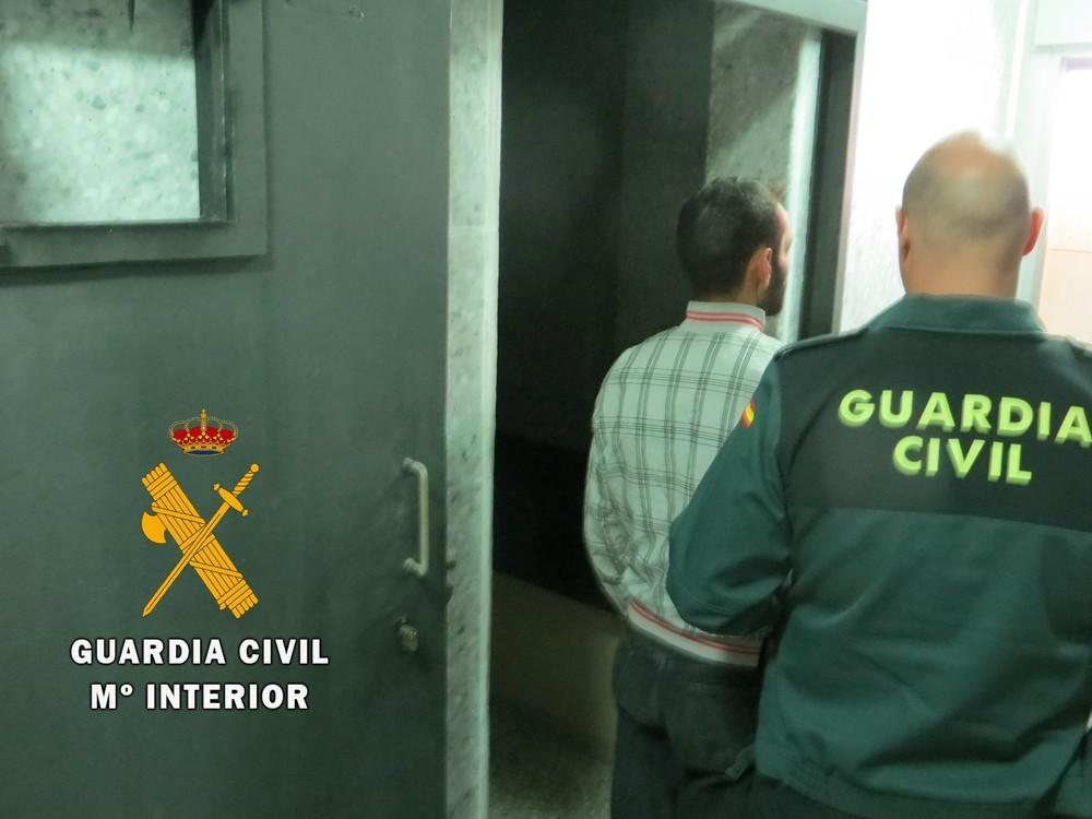 La Guardia Civil detiene al autor de un delito de robo con violencia en Adra