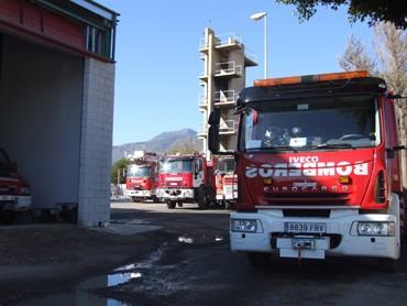 Se incendia el punto limpio junto a la ITV de Balanegra