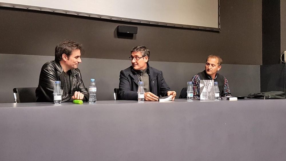 El Centro de Interpretación de la Pesca de Adra acoge la presentación del libro 'Desde el exilio: relatos y ensayos'