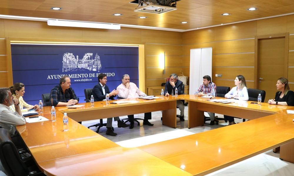 La Junta de Gobierno aprueba 63 contratos de patrocinio del 41 Festival de Teatro de El Ejido