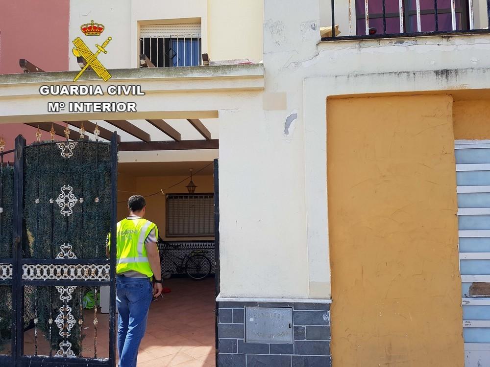 Detenida una mujer que alquilaba habitaciones ilegalmente a personas en condiciones precarias y en situación ilegal en territorio nacional