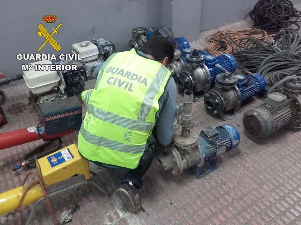 La Guardia Civil detiene a dos personas y esclarece los últimos robos de motores de riego en el Poniente almeriense