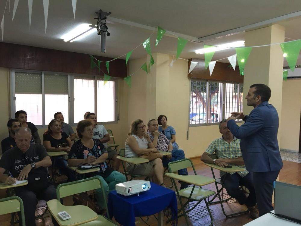 Éxito de la V Semana de Puertas Abiertas en el Centro Asociativo Municipal de El Ejido