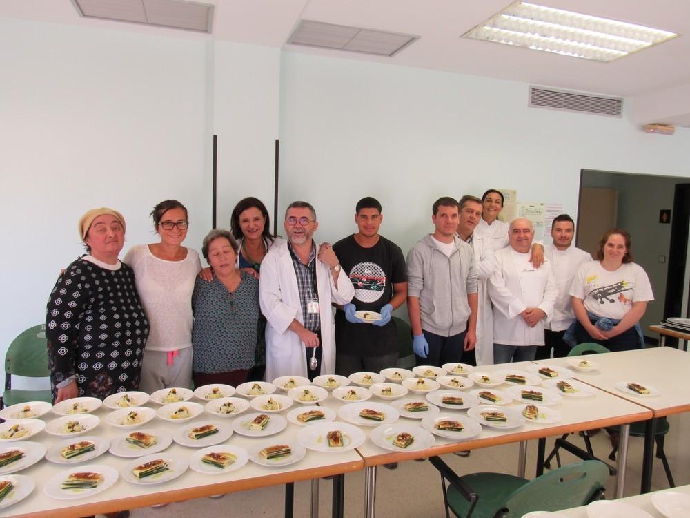 Pacientes y profesionales del Hospital de Poniente conmemoran el Día Mundial de la Salud Mental