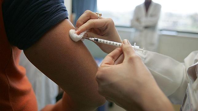 Salud iniciará la próxima semana la vacunación frente a la gripe para proteger a la población de riesgo en Almería