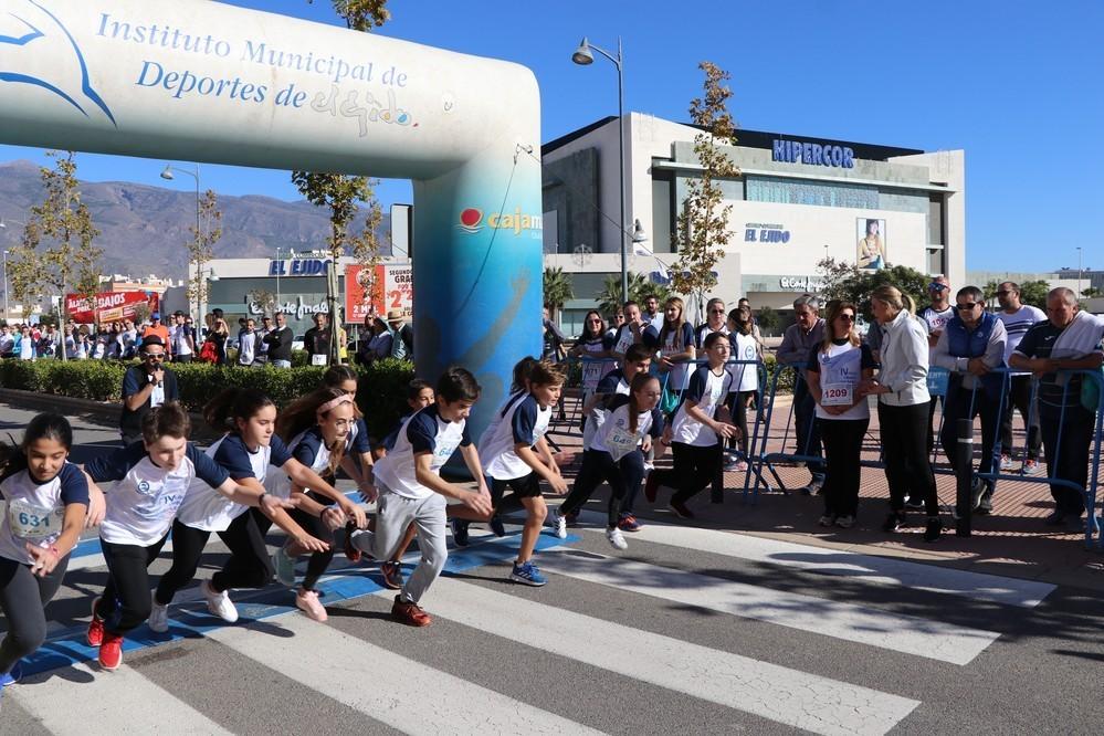 Unos 600 participantes se suman al IV 'Cross Urbano Solidario' del colegio Liceo Mediterráneo