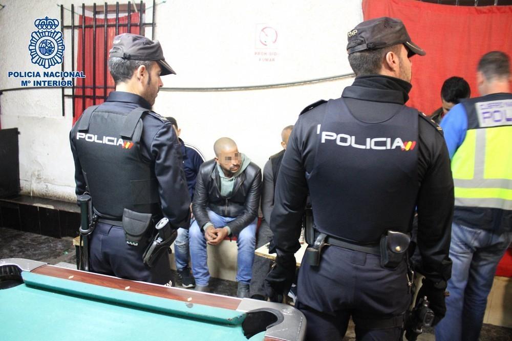 La Policía Nacional libera a 22 mujeres prostituidas y detiene a cinco personas