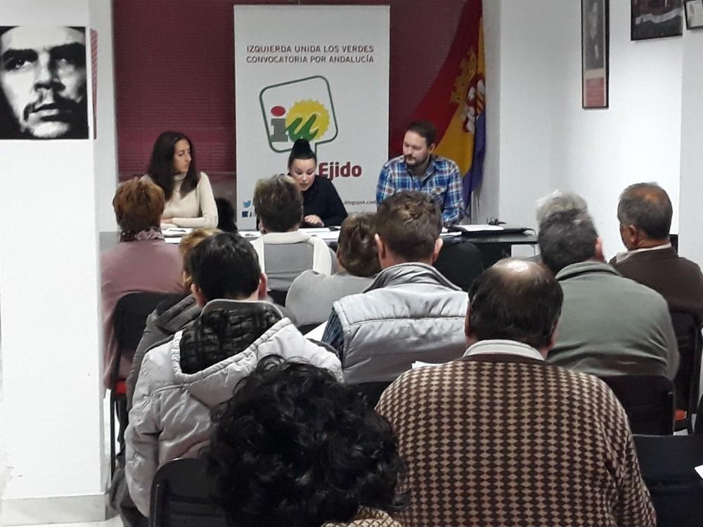 La Asamblea de IU en El Ejido critica la asociación de agricultor ejidense con racismo, xenofobia e incultura en medios de comunicación