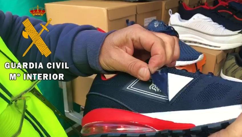 La Guardia Civil se incauta de 1.700 prendas falsificadas valoradas en más de 500.000 euros