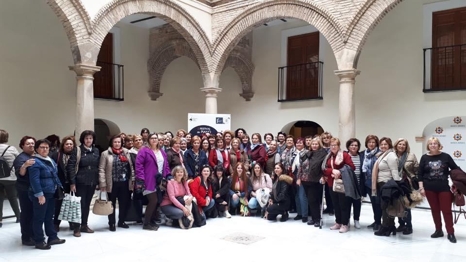Mujeres de Vícar celebran una intensa jornada en la capital del Santo Reino