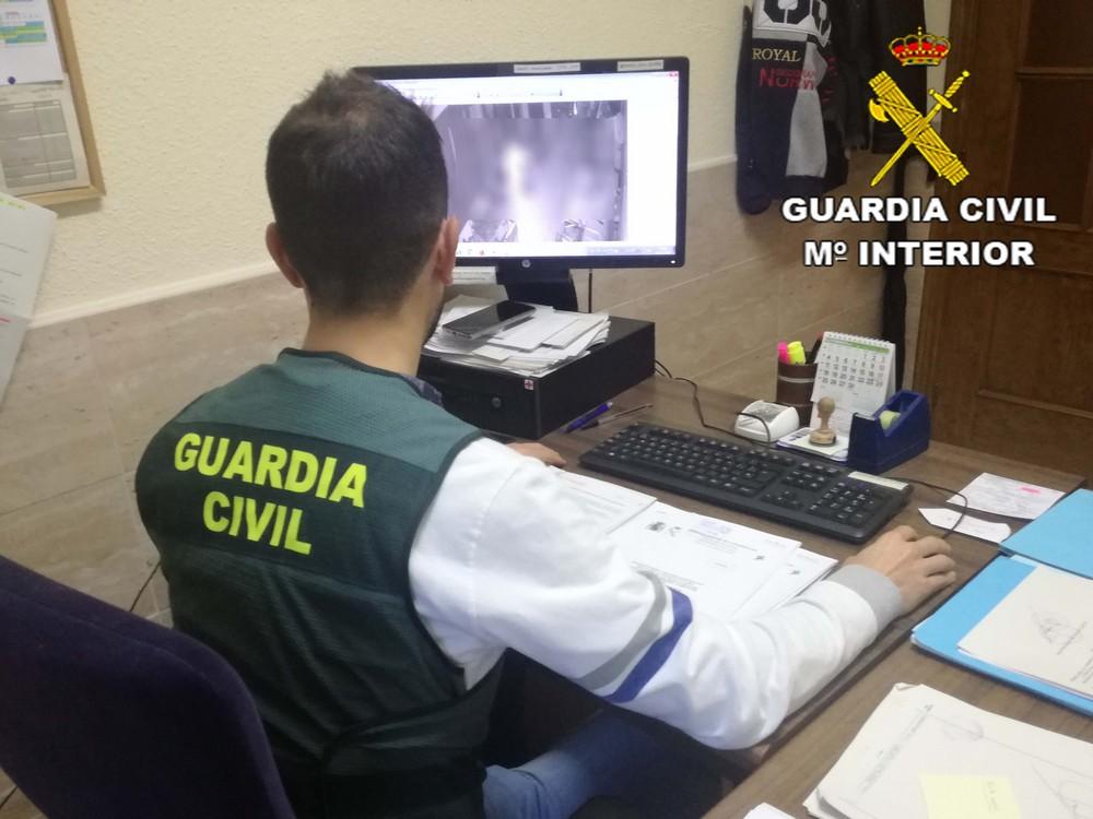 La Guardia Civil investiga al presunto autor de un delito de abuso sexual a través de las nuevas tecnologías