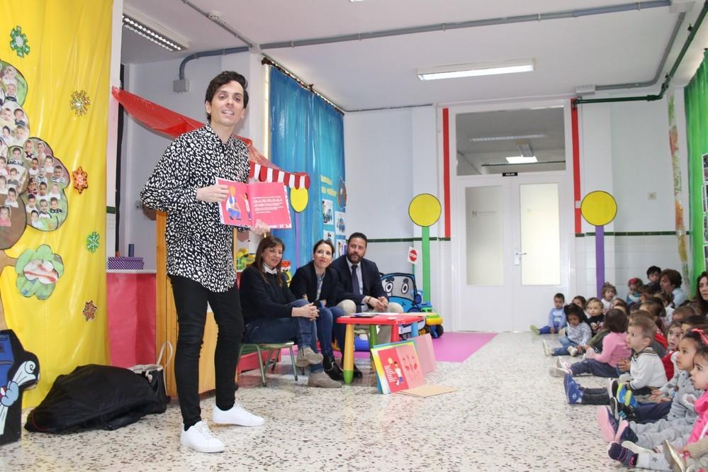  Almudena Cid, Miguel Ángel Hernández, Iago de la Campa, Florentino Paredes y Juan Arjona, protagonistas de la X Feria del Libro de El Ejido