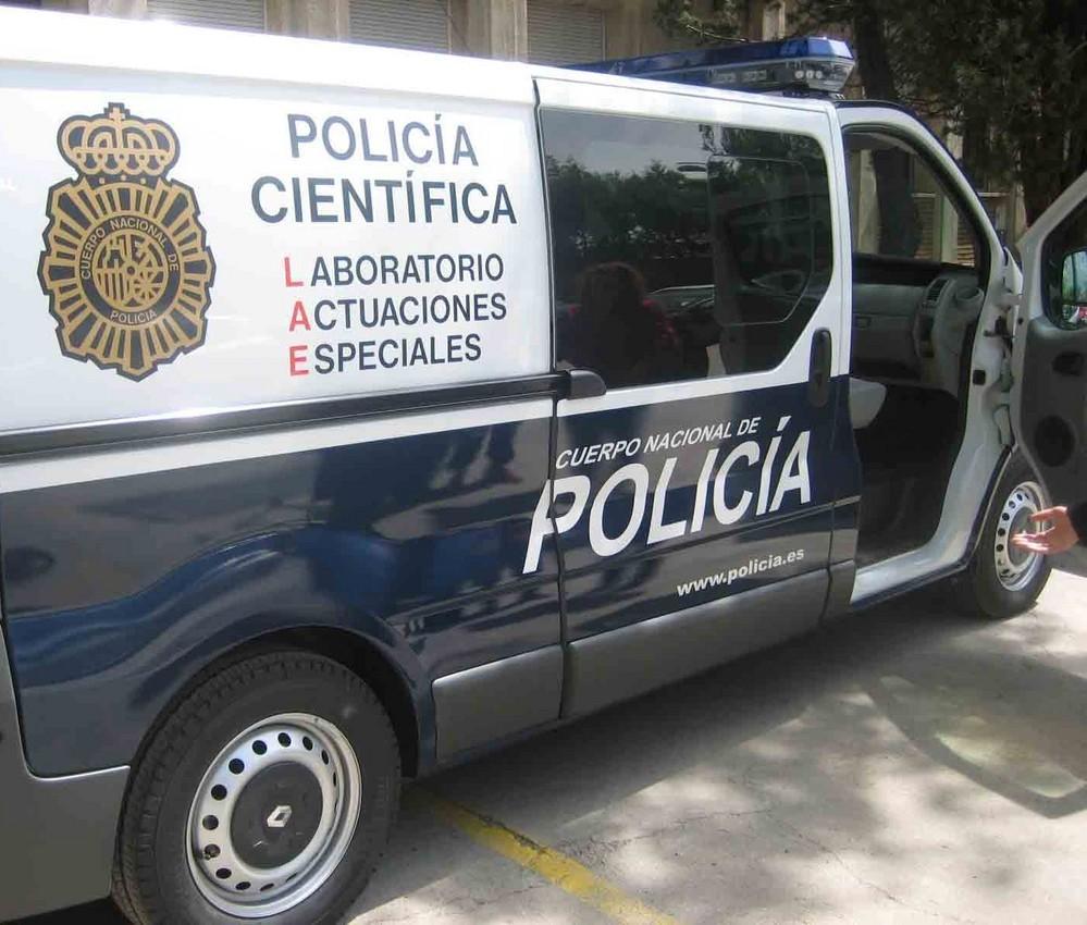 La Policía Nacional detiene al autor de un robo con fuerza en un establecimiento hostelero de Santa María del Águila